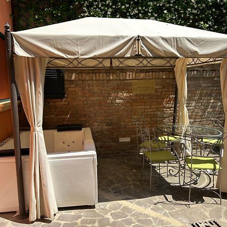 Isaia Garden -Private Garden Spa Bath Bolognarooms Bolonha Exterior foto
